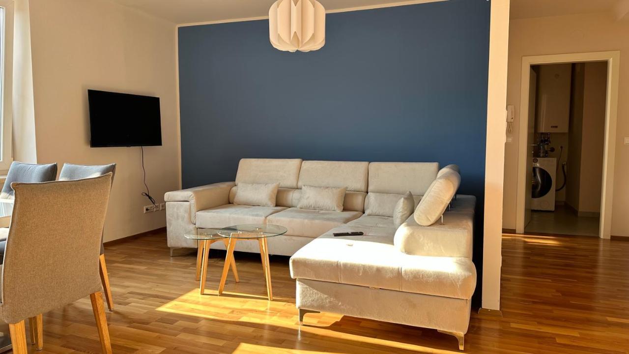 Homely Stay Apartment 2 Sankt Poelten Exterior photo